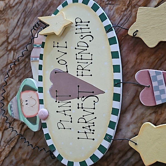 PLANT HARVEST LOVE FRIENDSHIP Wall Hanging - Picture 2 of 4